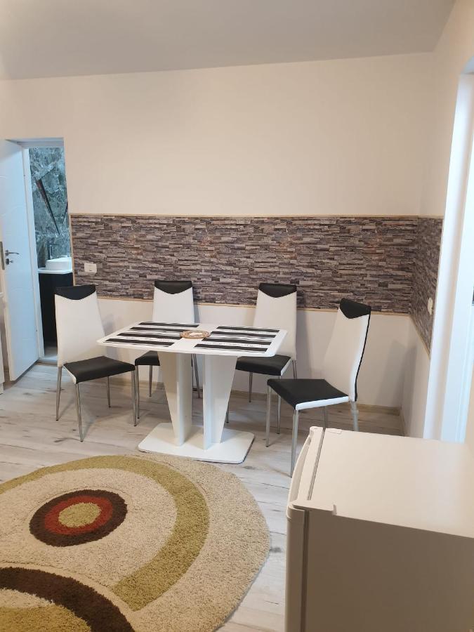 Lucky Residence Astra 1 Braşov Exterior foto
